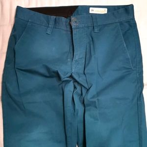 Volcom Slim Fit Chinos size 28
